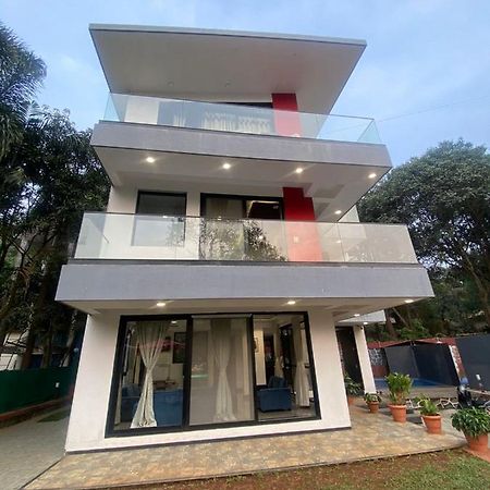 West Valley Villa , Casa Raywood ロナバラ エクステリア 写真